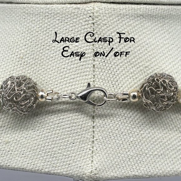 Long necklace with ceramic blue birds. - Picture 8 of 8